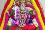 சிவாலயபுரத்தில் நவராத்திரி கொலு : கோமதி அம்மனுக்கு சிறப்பு பூஜை